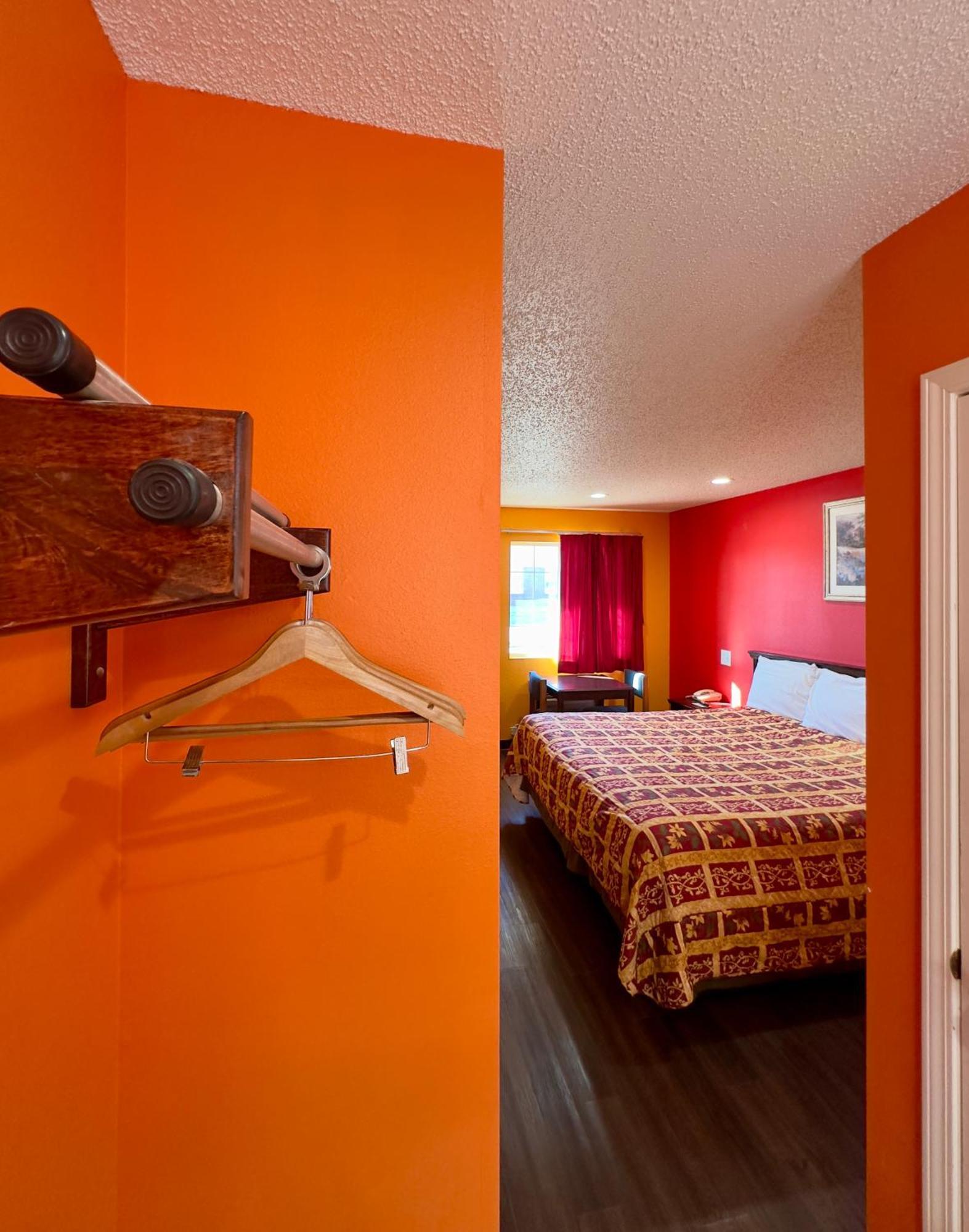 Razorback Inn Rogers Esterno foto
